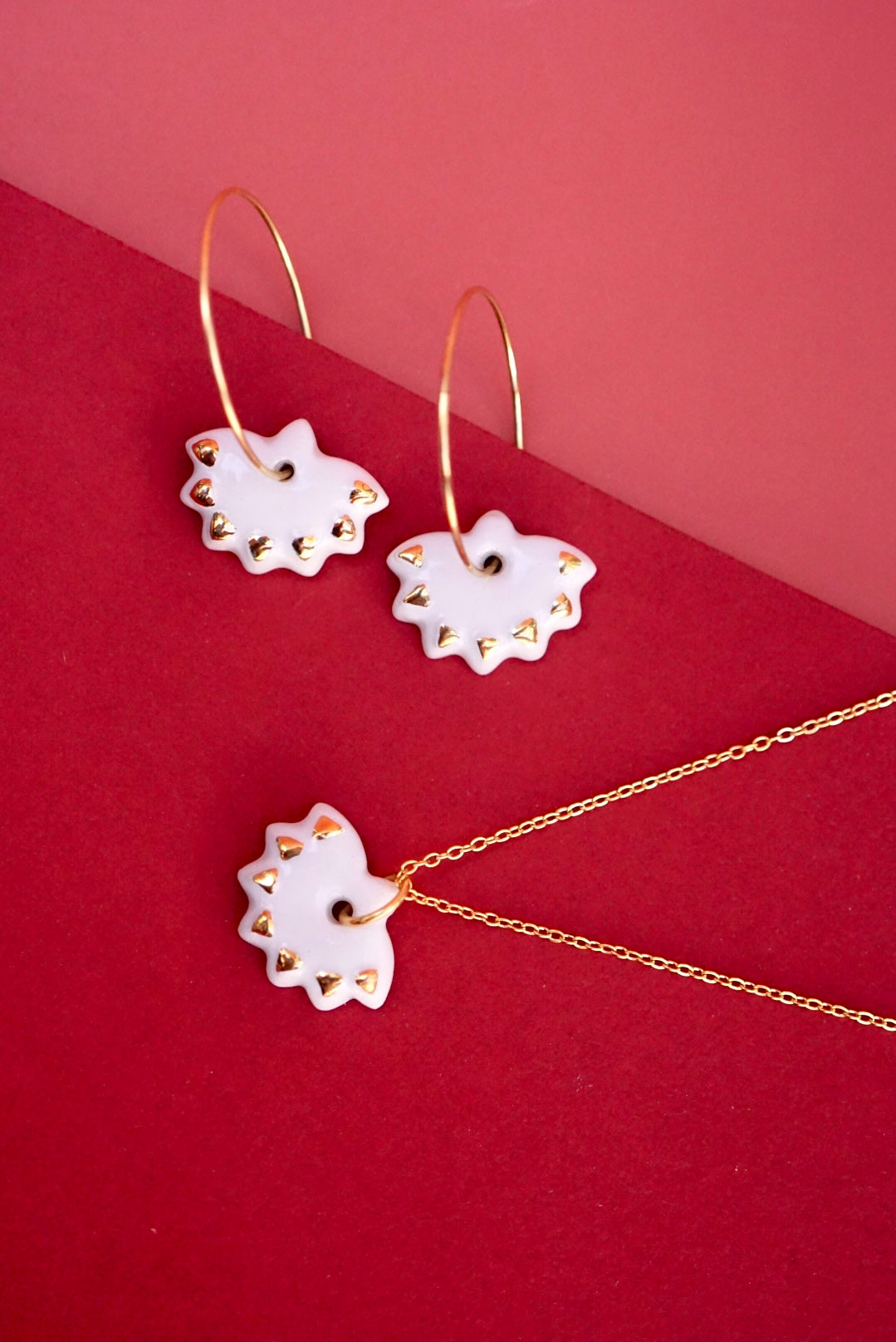 Gili gold necklace