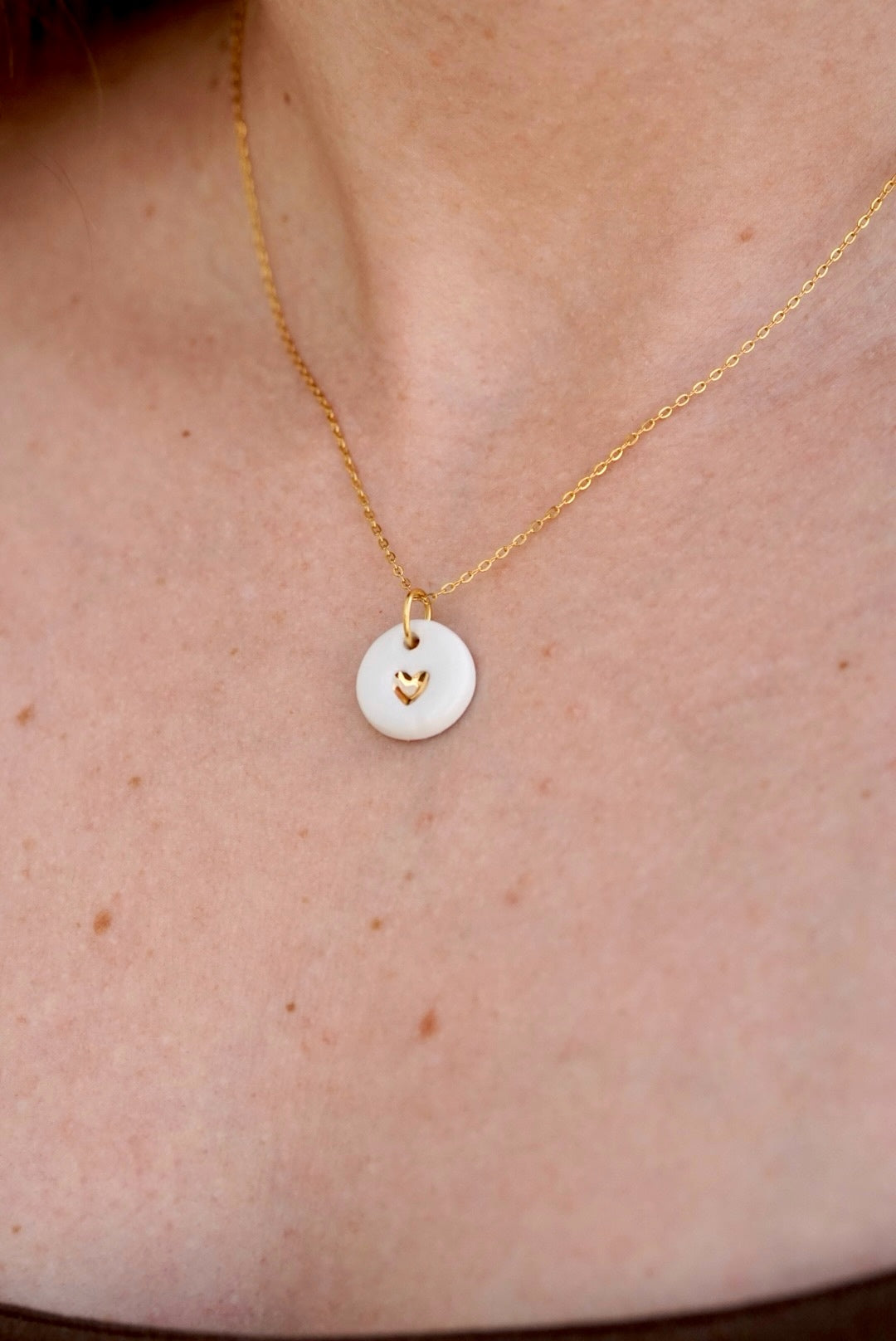 Gili gold necklace