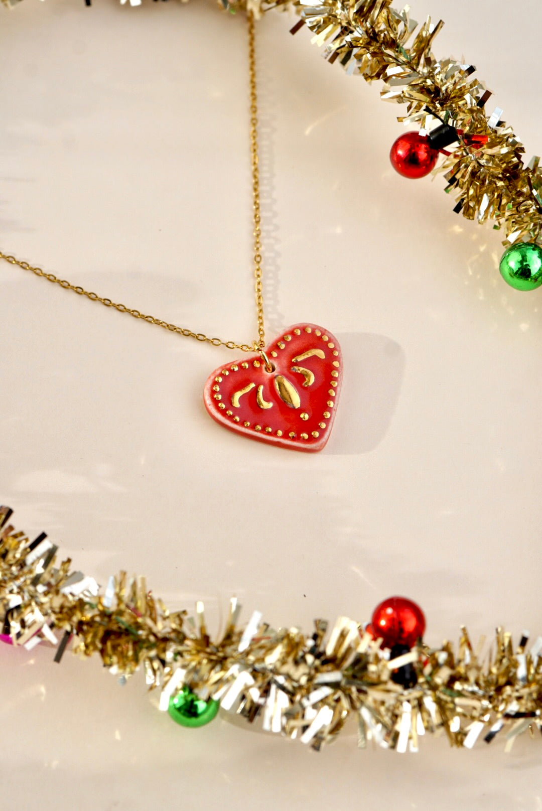 Collar corazón dorado (Edición especial)